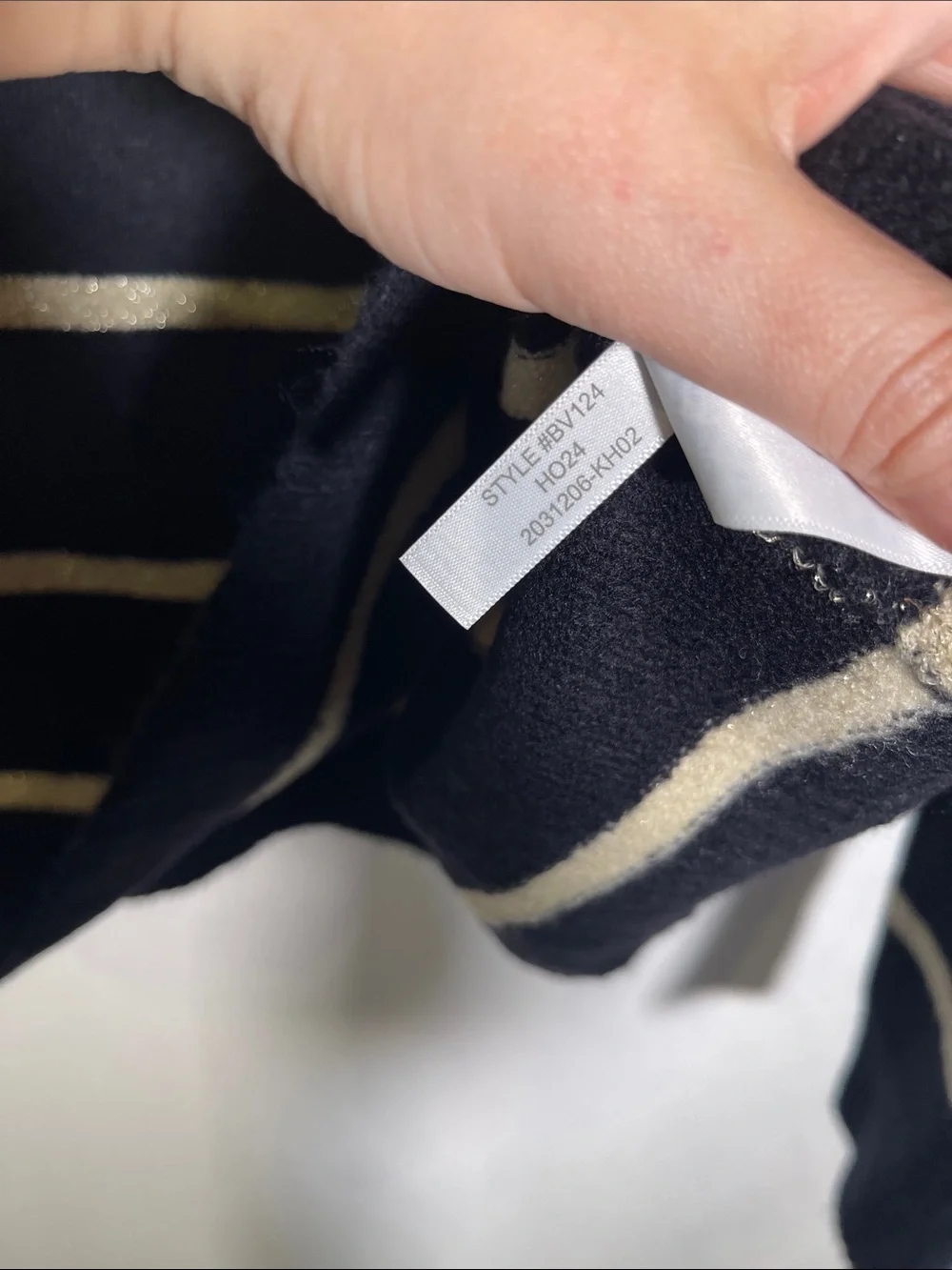J. CREW WOMENS GOLD SHIMMER STRIPE CREWNECK SWEATER BLACK EXTRA SOFT LARGE NEW